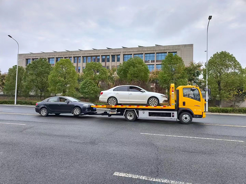 蓝牌豪沃新车型