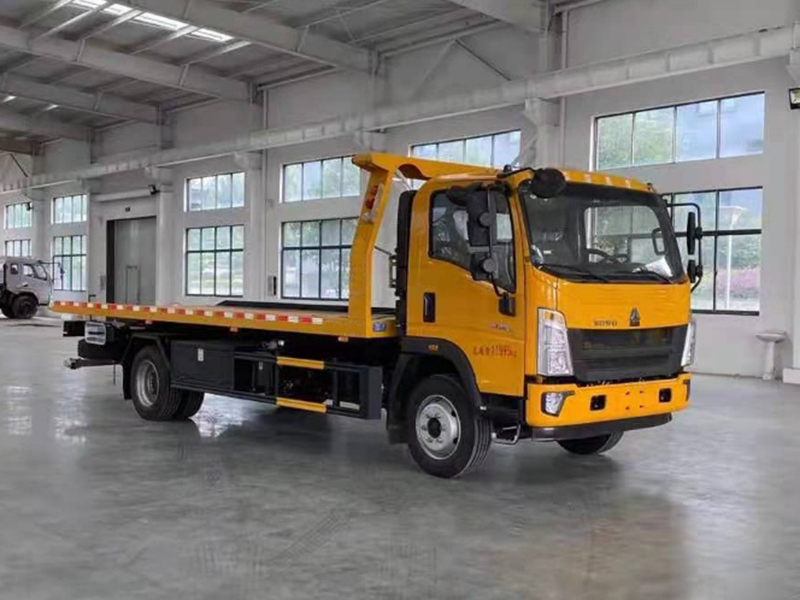 豪沃4500轴距精品清障车