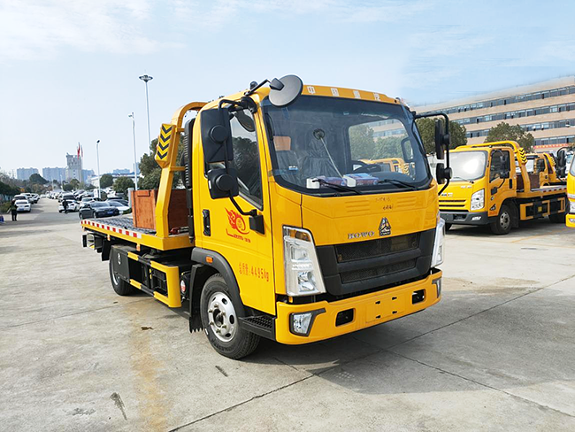 重汽豪沃国六蓝牌清障车