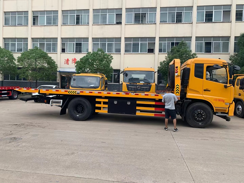 十吨天锦清障车