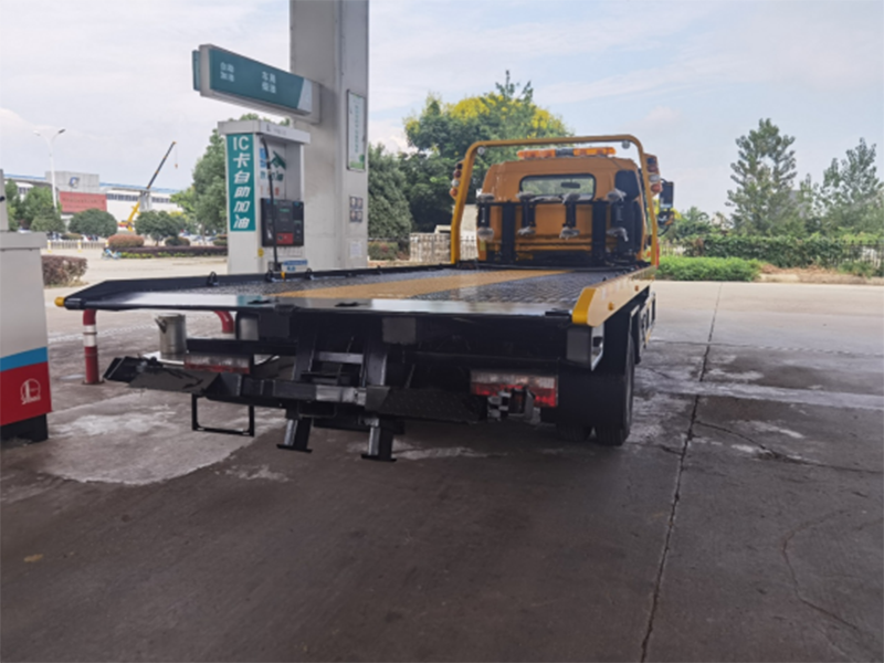 江淮高端骏铃清障车