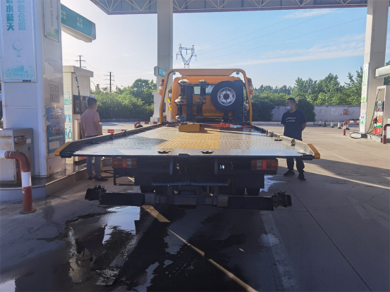 国六重汽豪沃清障车
